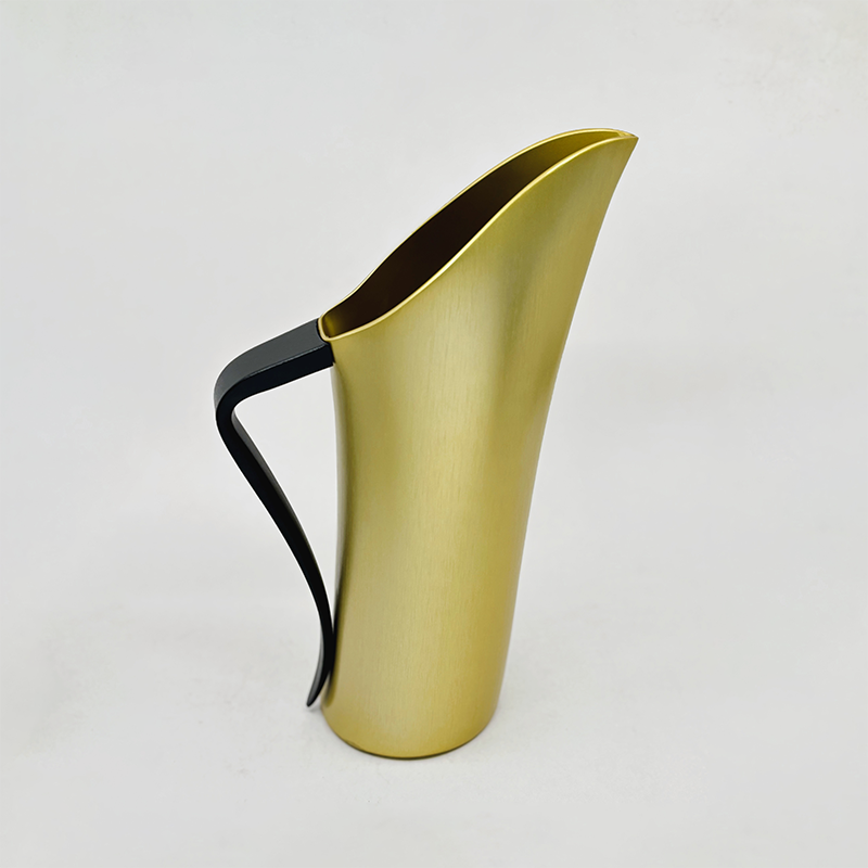 The Water Jug in Champagne (Satin Finish)