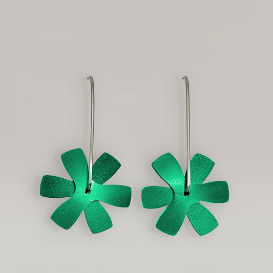 The Propellor Flat Earrings in Emerald