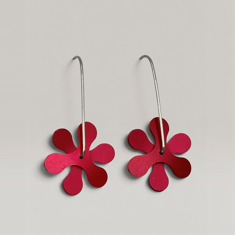 The Propellor Curve Earrings in Bordeaux