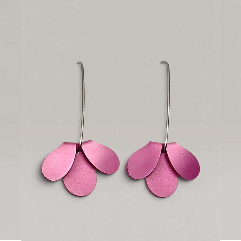 The Flip Curve Earrings in Pink