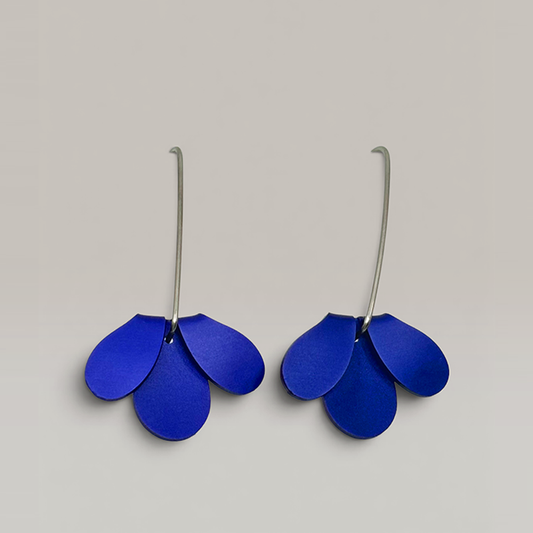The Flip Curve Earrings in Deep Blue