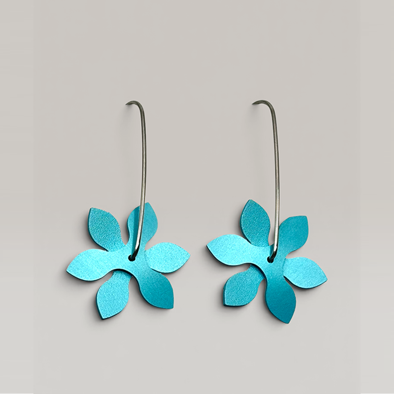 The Propellor Point Earrings in Aqua