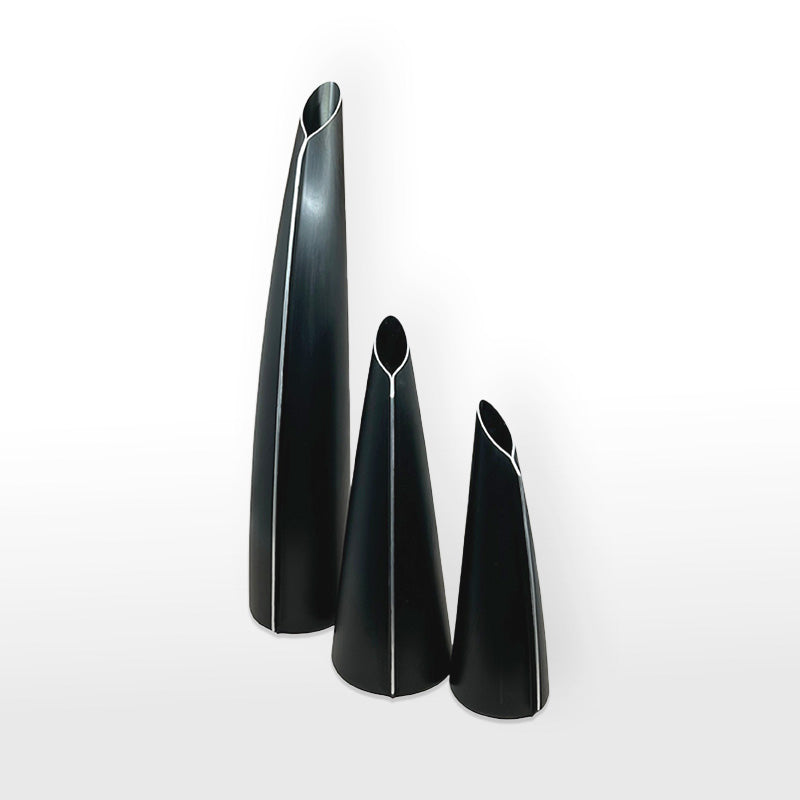 The Single Stem Vase in Black