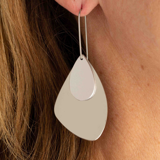 The Droplet Earring Angle in Stainless Steel with Silver